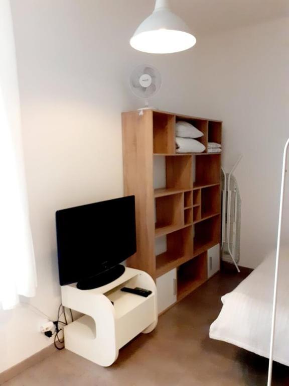 Magnificent Apartment In The Center Of Praag Buitenkant foto